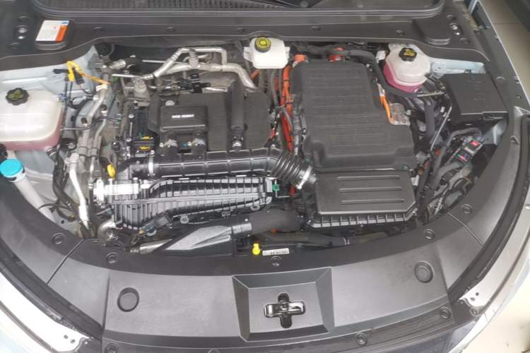 Used BYD Qin L 2024 DM-i 80KM Leading Model Engine Bay