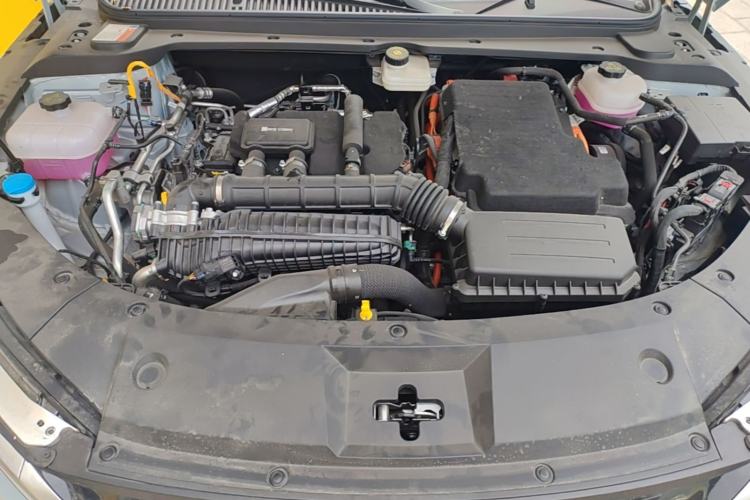 Used BYD Qin L 2024 DM-i 80KM Beyond Model Engine Bay