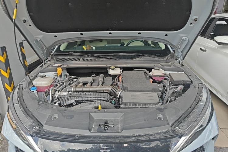 Used BYD Qin L 2024 DM-i 80KM Leading Model Engine Bay