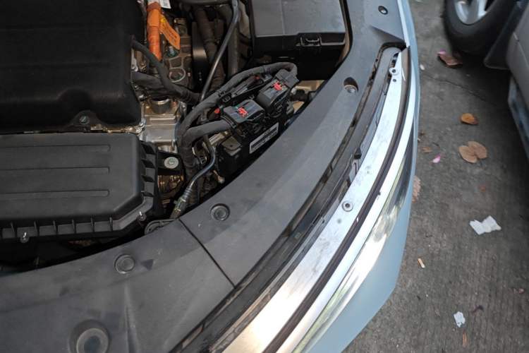 Used BYD Qin L 2024 DM-i 120KM Excellence Model Engine Bay Left