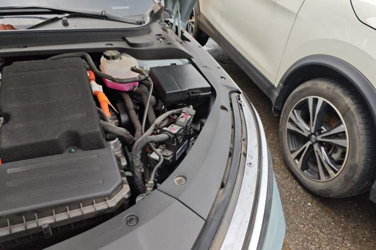 Used BYD Qin L 2024 DM-i 120KM Leading Model Engine Bay Left