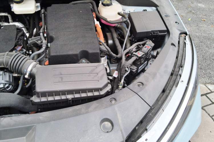 Used BYD Qin L 2024 DM-i 120KM Leading Model Engine Bay Left