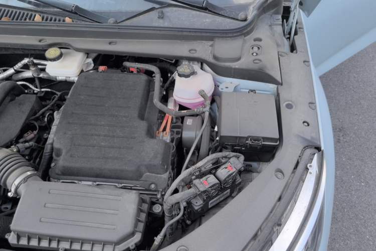 Used BYD Qin L 2024 DM-i 80KM Beyond Model Engine Bay Left