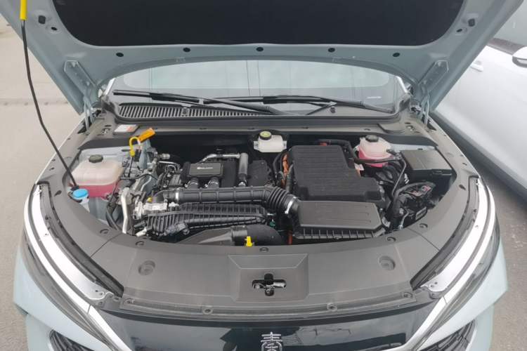 Used BYD Qin L 2024 DM-i 80KM Leading Model Engine Bay