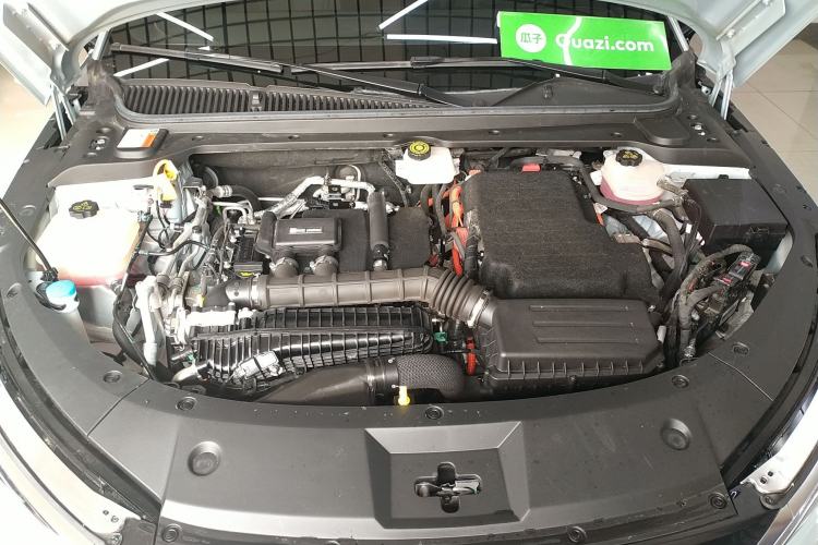 Used BYD Qin L 2024 DM-i 80KM Beyond Model Engine Bay
