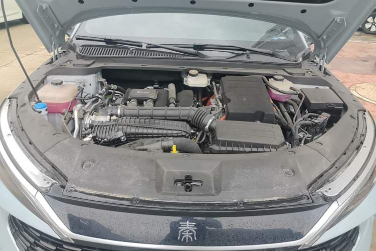 Used BYD Qin L 2024 DM-i 120KM Leading Model Engine Bay