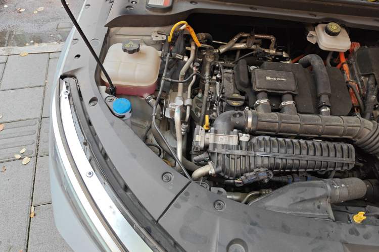 Used BYD Qin L 2024 DM-i 80KM Leading Model Engine Bay Right
