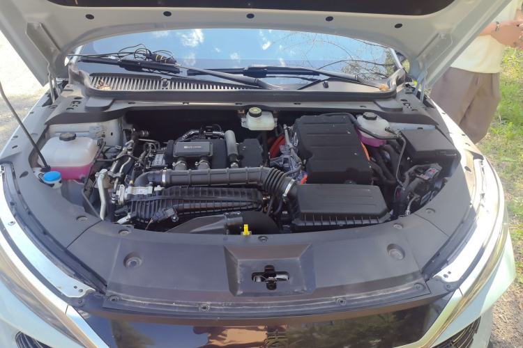 Used BYD Qin L 2024 DM-i 120KM Leading Model Engine Bay