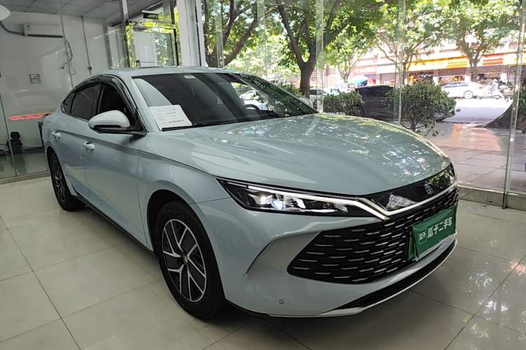 Used BYD Qin L 2024 DM-i 120KM Leading Model Front Right 45 Deg