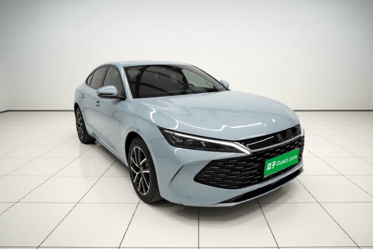 Used BYD Qin L 2024 DM-i 80KM Beyond Model Front Right 45 Deg