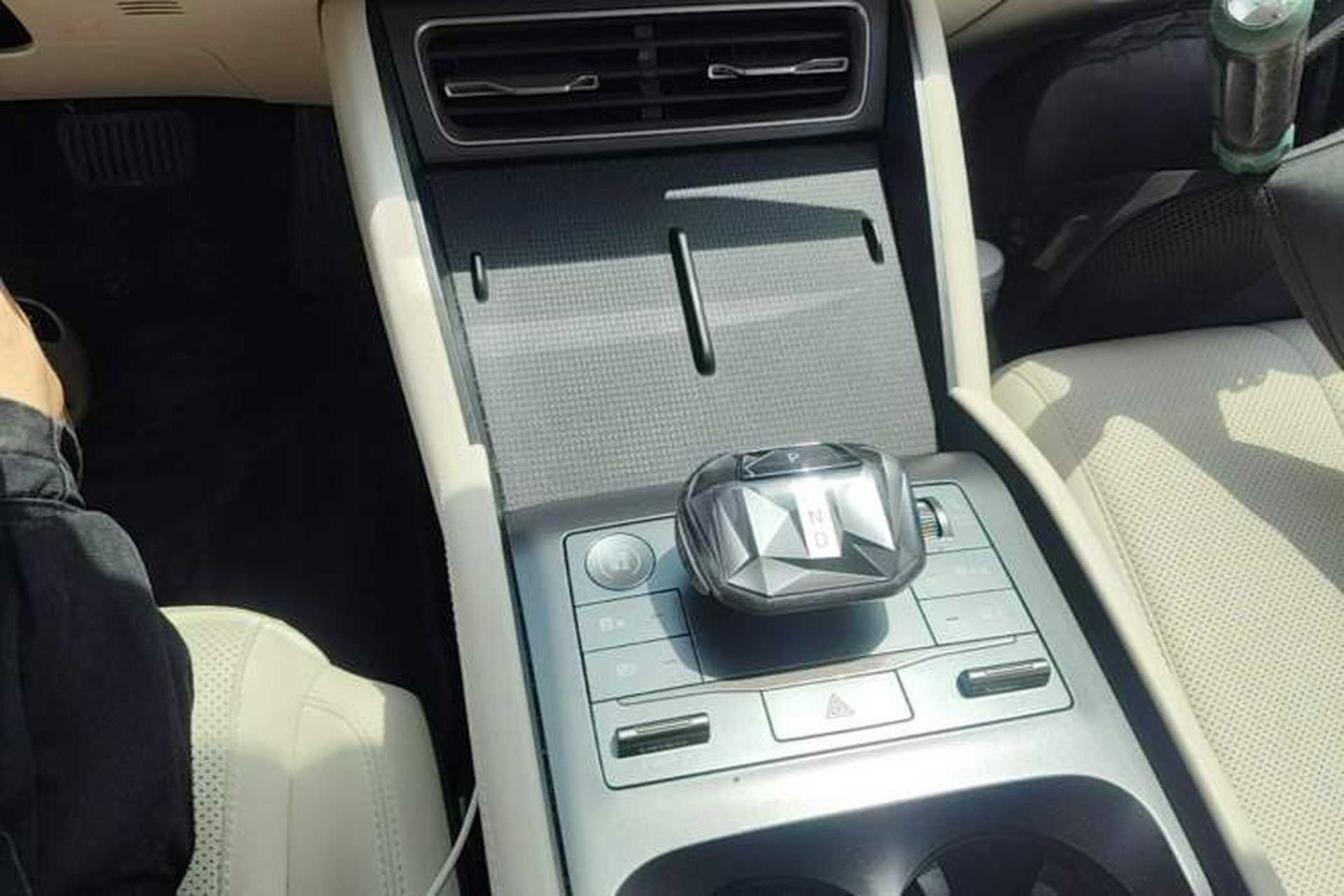 Used BYD Qin L 2024 DM-i 80KM Beyond Model Gear Lever