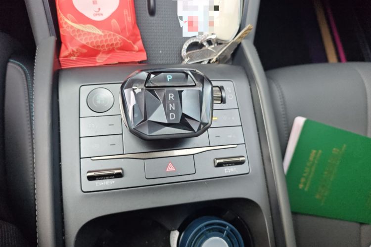 Used BYD Qin L 2024 DM-i 80KM Beyond Model Gear Lever