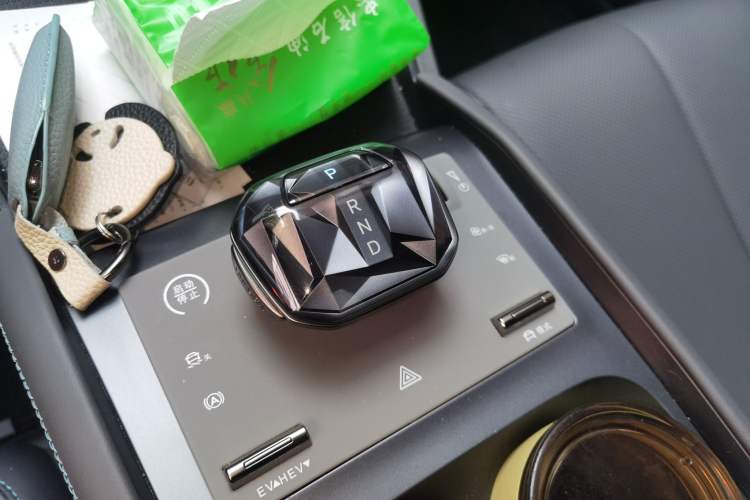 Used BYD Qin L 2024 DM-i 80KM Leading Model Gear Lever
