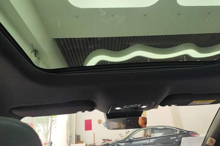 Used BYD Qin L 2024 DM-i 120KM Leading Model Headliner