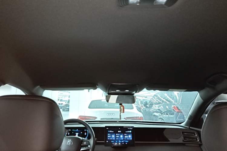 Used BYD Qin L 2024 DM-i 80KM Leading Model Headliner