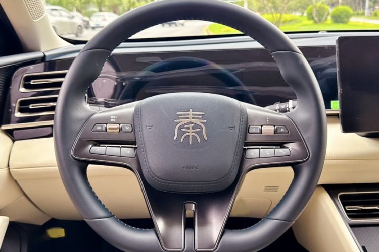 Used BYD Qin L 2024 DM-i 80KM Leading Model Interior 1