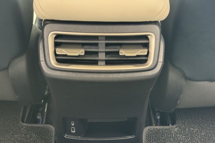Used BYD Qin L 2024 DM-i 80KM Leading Model Interior 2