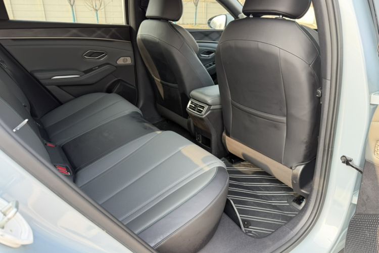 Used BYD Qin L 2024 DM-i 120KM Beyond Model Interior 5