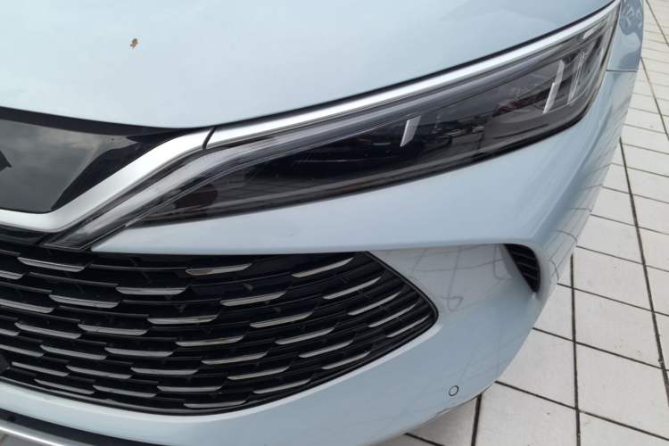 Used BYD Qin L 2024 DM-i 120KM Beyond Model Left Front Headlight