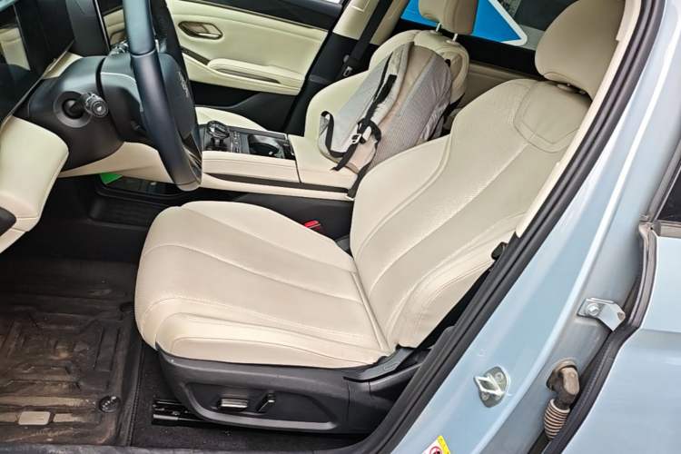 Used BYD Qin L 2024 DM-i 120KM Leading Model Left Front Seat