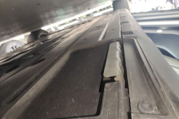 Used BYD Qin L 2024 DM-i 80KM Beyond Model Left Side Sill