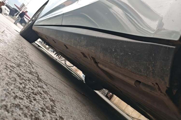 Used BYD Qin L 2024 DM-i 120KM Leading Model Left Side Sill