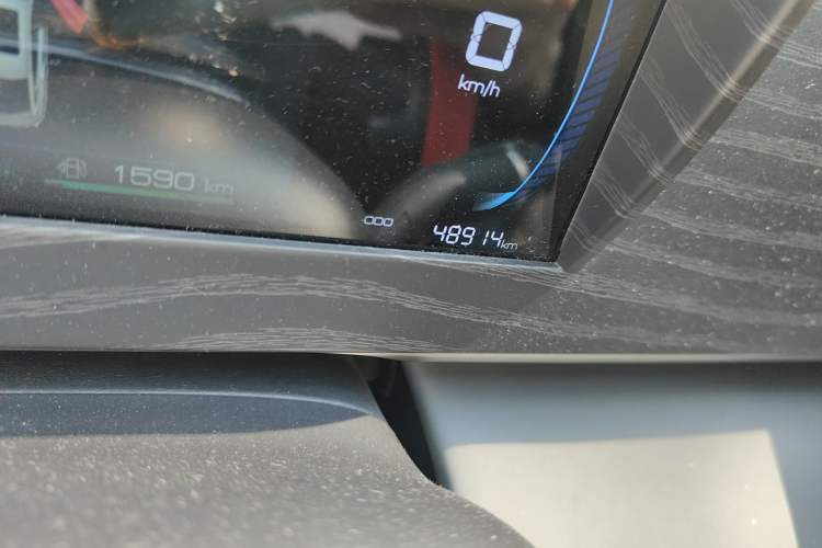 Used BYD Qin L 2024 DM-i 80KM Leading Model Odometer Close Up