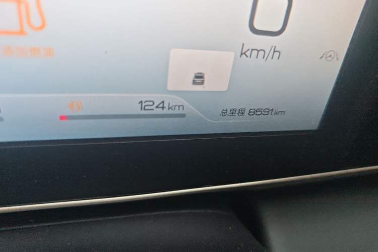 Used BYD Qin L 2024 DM-i 120KM Beyond Model Odometer Close Up