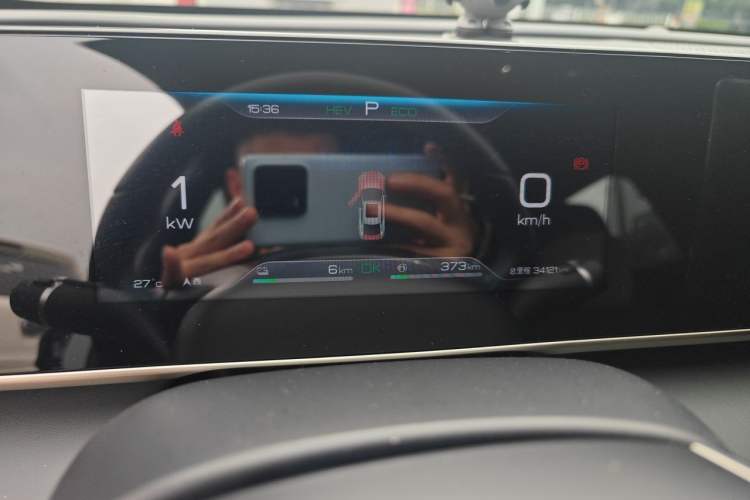 Used BYD Qin L 2024 DM-i 80KM Beyond Model Odometer Close Up