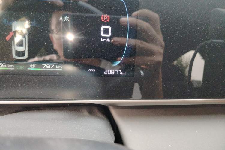 Used BYD Qin L 2024 DM-i 80KM Leading Model Odometer Close Up