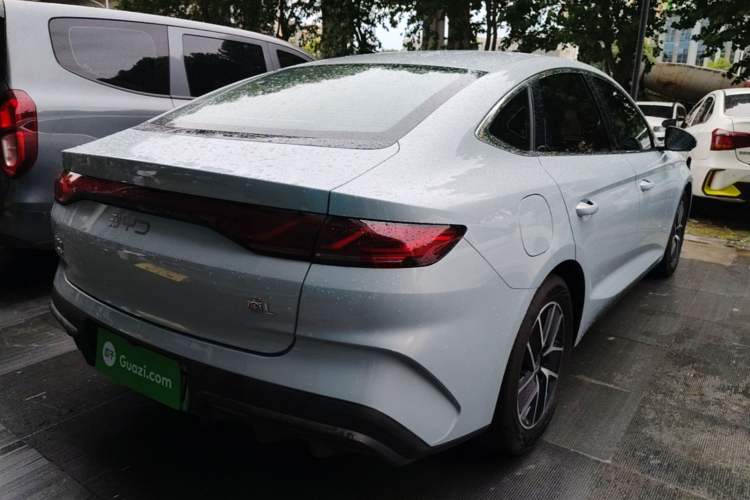 Used BYD Qin L 2024 DM-i 80KM Beyond Model Rear Right 45 Deg