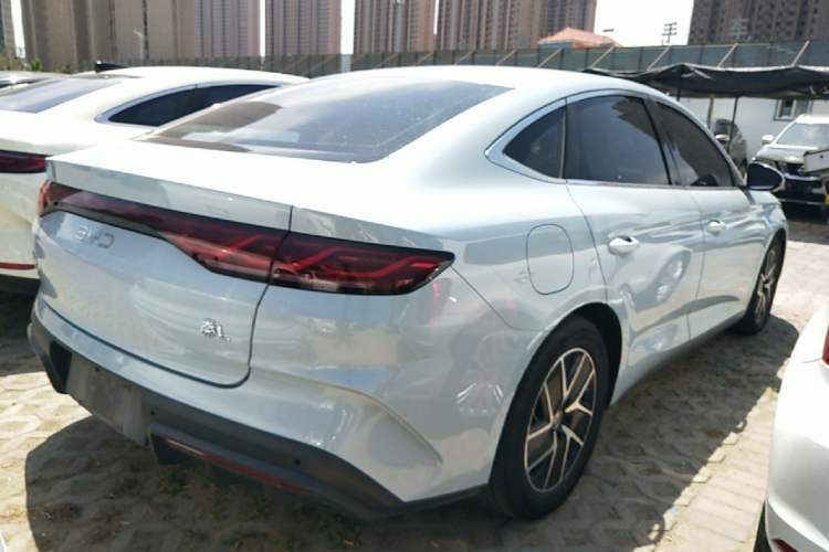 Used BYD Qin L 2024 DM-i 80KM Beyond Model Rear Right 45 Deg