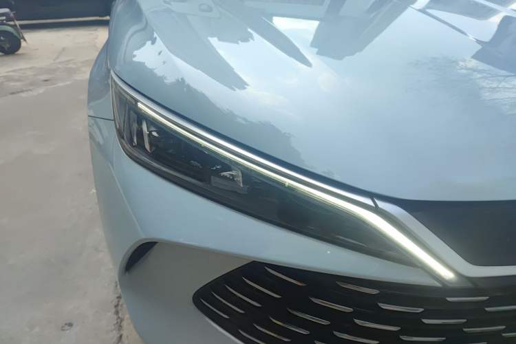 Used BYD Qin L 2024 DM-i 80KM Beyond Model Right Front Headlight