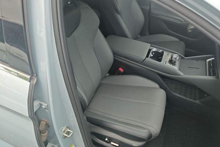 Used BYD Qin L 2024 DM-i 120KM Beyond Model Right Front Seat