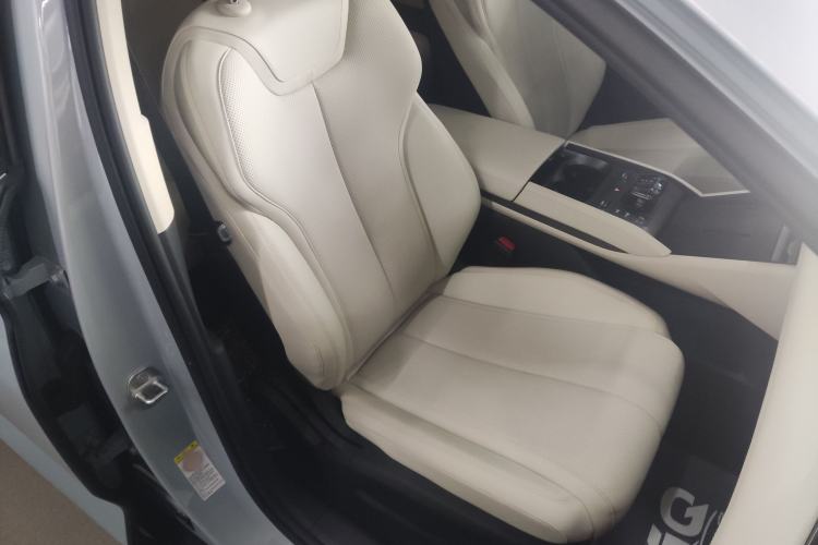Used BYD Qin L 2024 DM-i 80KM Leading Model Right Front Seat