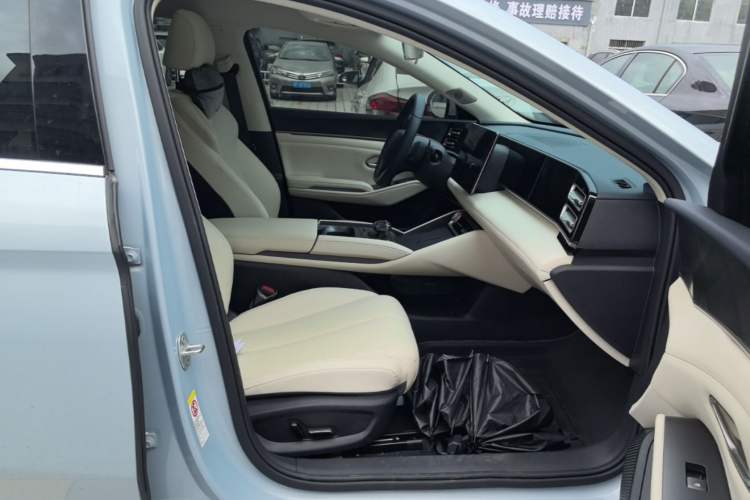 Used BYD Qin L 2024 DM-i 120KM Beyond Model Right Front Seat