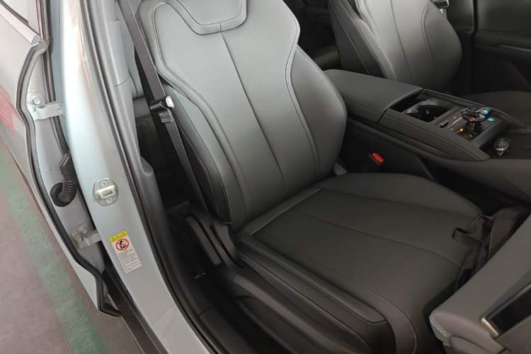 Used BYD Qin L 2024 DM-i 80KM Leading Model Right Front Seat