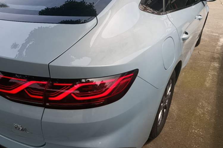 Used BYD Qin L 2024 DM-i 80KM Leading Model Right Rear Taillight