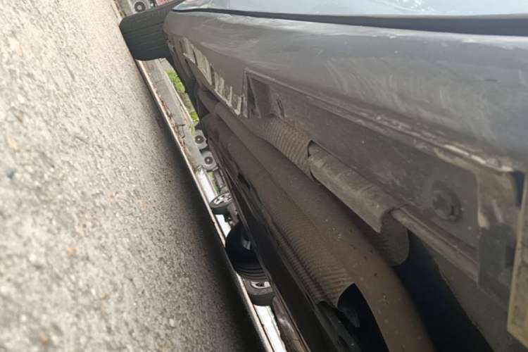 Used BYD Qin L 2024 DM-i 80KM Leading Model Right Side Sill