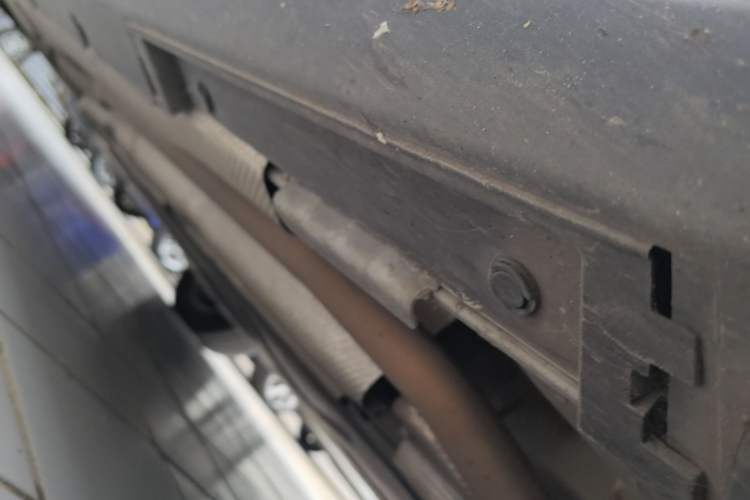 Used BYD Qin L 2024 DM-i 120KM Beyond Model Right Side Sill