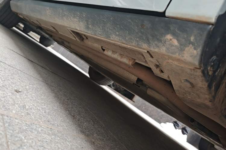 Used BYD Qin L 2024 DM-i 120KM Leading Model Right Side Sill