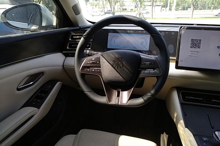 Used BYD Qin L 2024 DM-i 80KM Beyond Model Steering Wheel