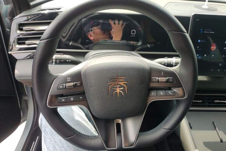 Used BYD Qin L 2024 DM-i 120KM Leading Model Steering Wheel