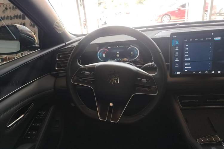 Used BYD Qin L 2024 DM-i 80KM Beyond Model Steering Wheel