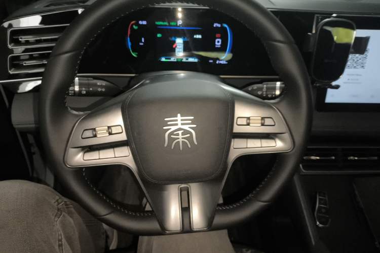 Used BYD Qin L 2024 DM-i 80KM Leading Model Steering Wheel