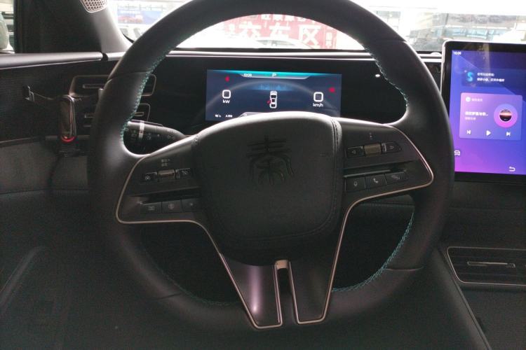 Used BYD Qin L 2024 DM-i 120KM Leading Model Steering Wheel