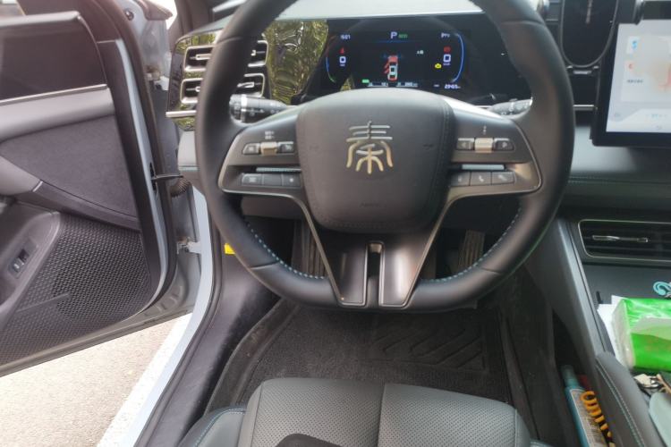 Used BYD Qin L 2024 DM-i 80KM Leading Model Steering Wheel