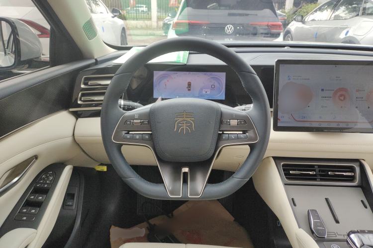 Used BYD Qin L 2024 DM-i 120KM Beyond Model Steering Wheel
