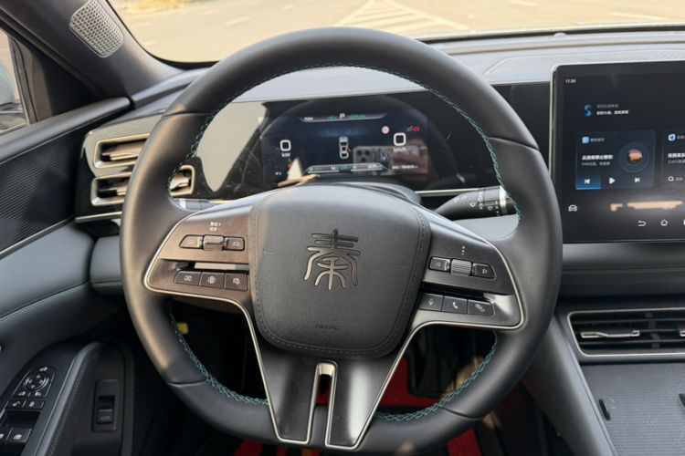 Used BYD Qin L 2024 DM-i 120KM Beyond Model Steering Wheel