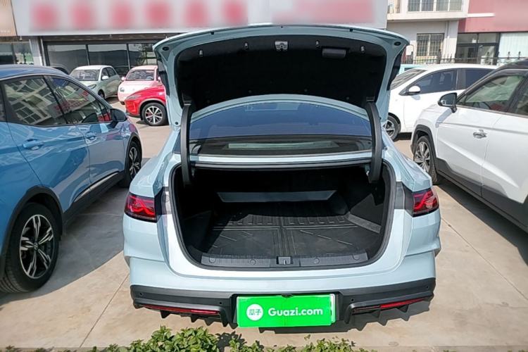 Used BYD Qin L 2024 DM-i 120KM Leading Model Trunk
